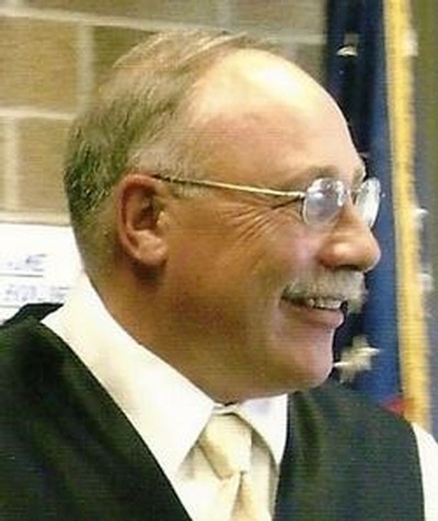 Timothy Dolata Profile Photo