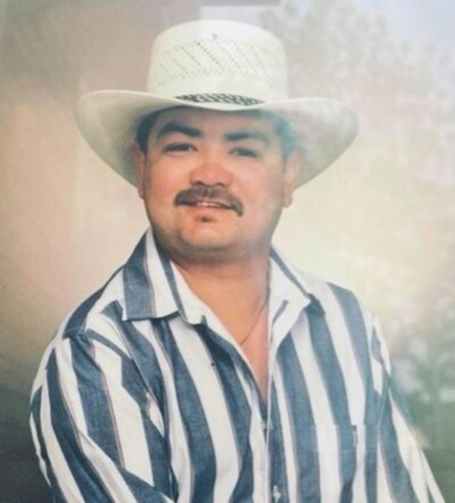 Robert Castro Profile Photo