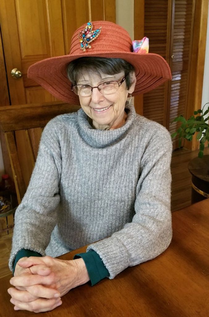 Marion Yvonne Descoteau Profile Photo