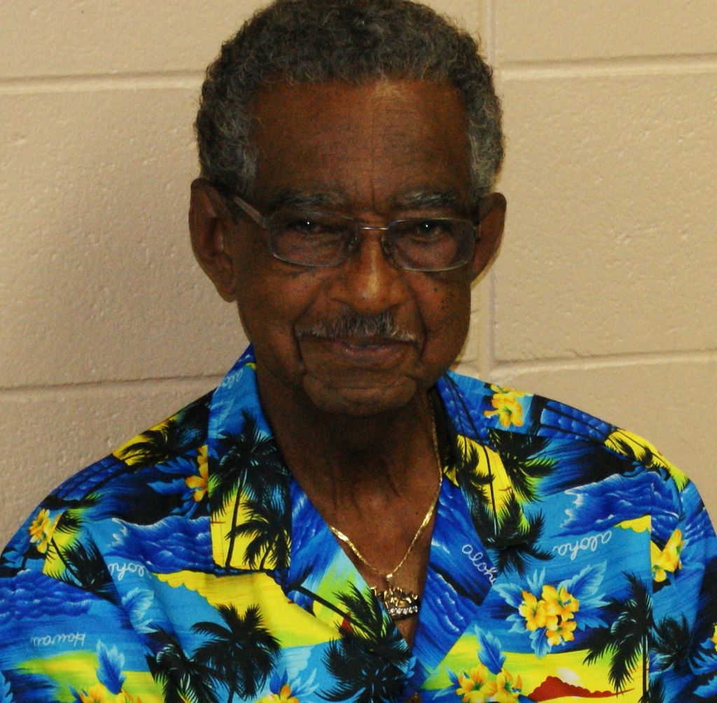 Beverly Johnson Sr.