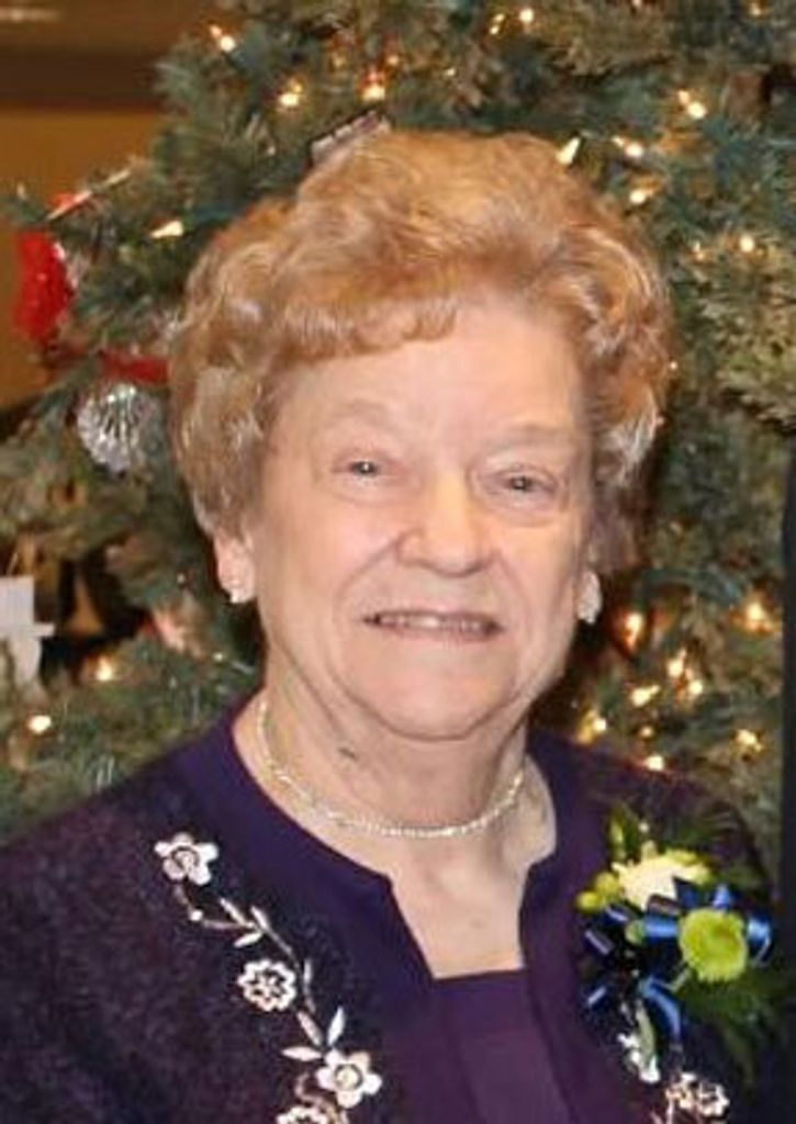 Louella Baumgart Profile Photo