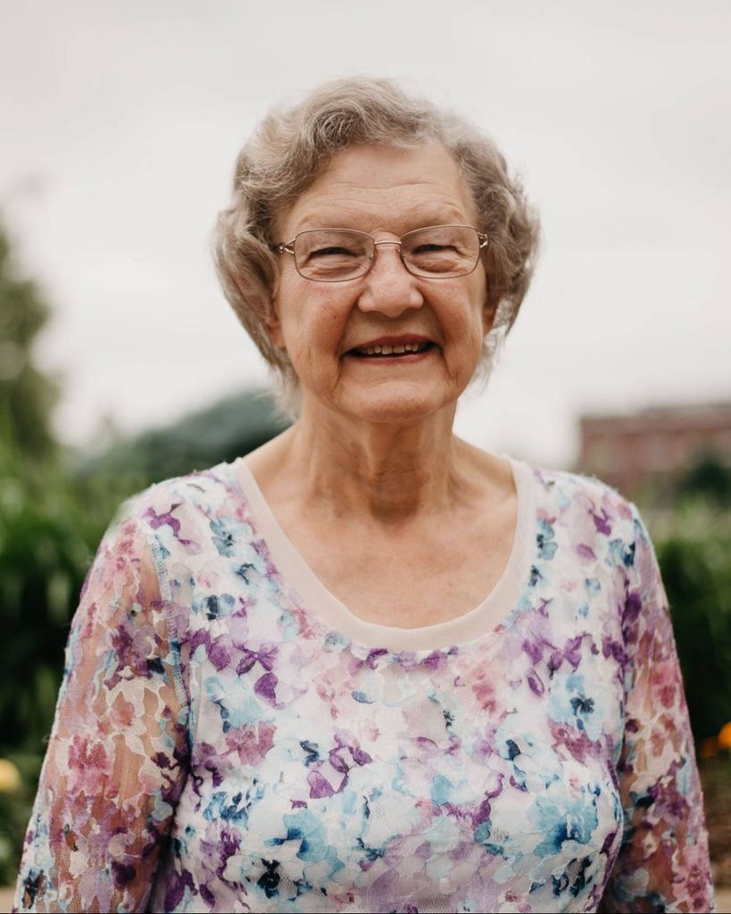 Viola Verna Meyer