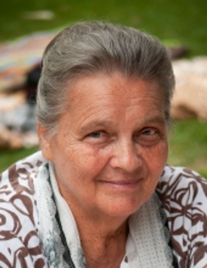 Nina Bubela