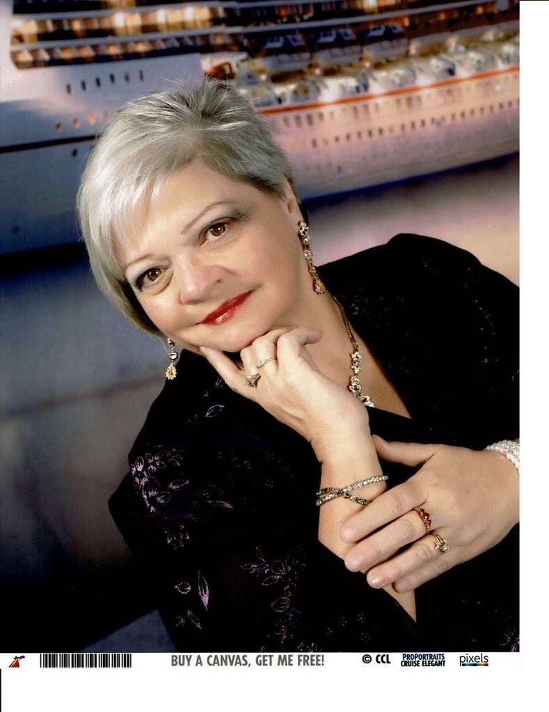 Jeannine Ella Collette Profile Photo