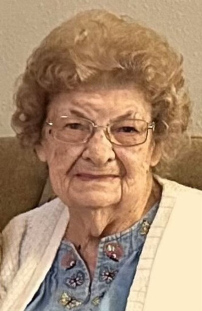 Elsie Dorthy Vecera Profile Photo