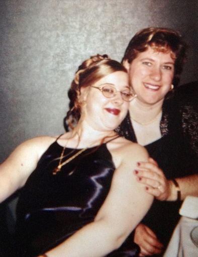 Helen Primi photo gallery thumbnail 7 of 9