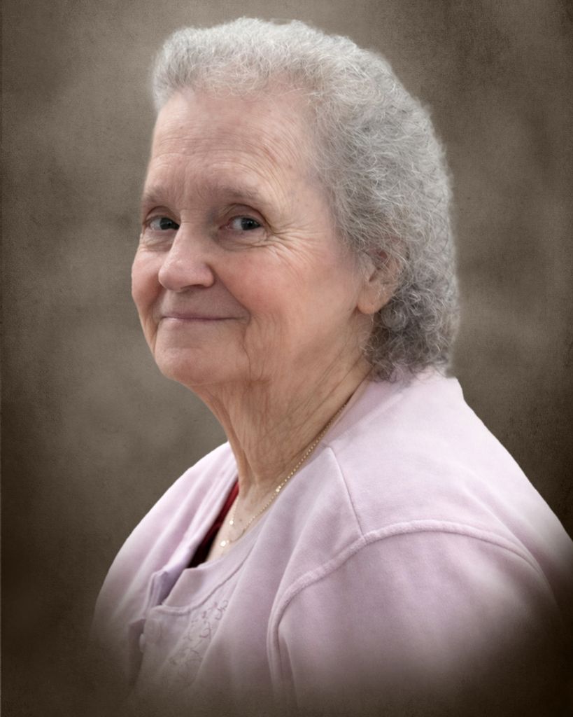 Gloria Wood Taylor Profile Photo