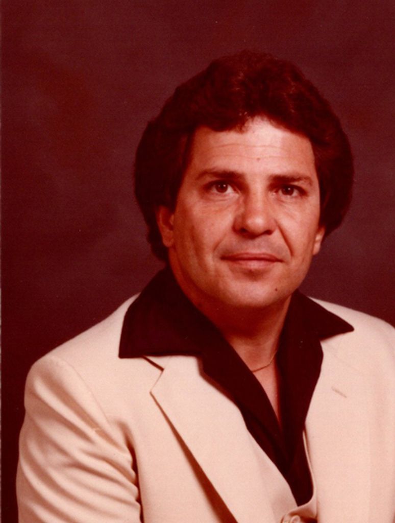 Manuel F. Fernandez Profile Photo