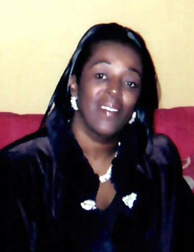 Deloris Maria Smith