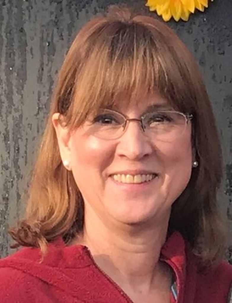 Sharon Lynn Travis Profile Photo