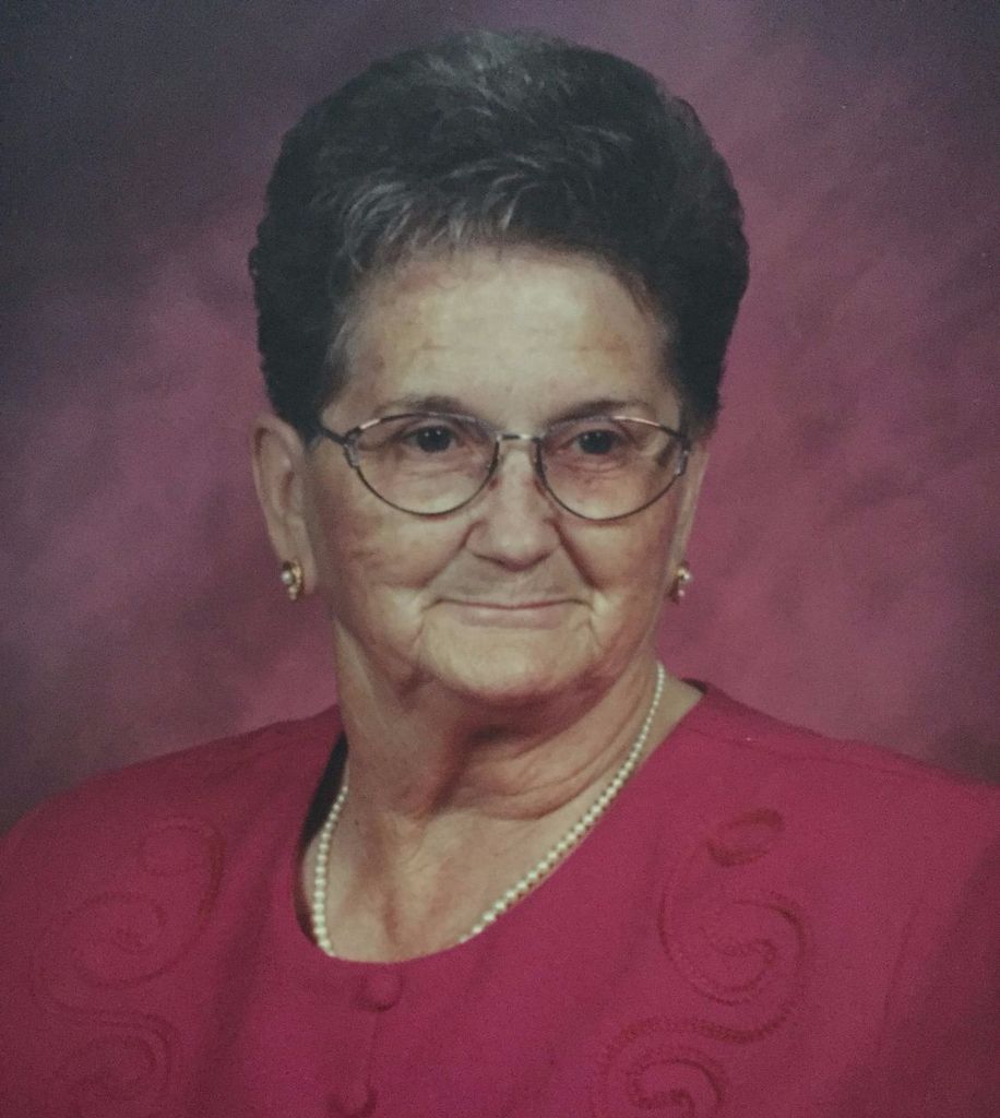 Evelyn  Christine Horne