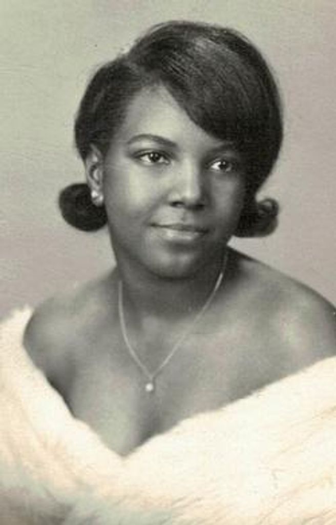 Queen Elizabeth Mcgowan