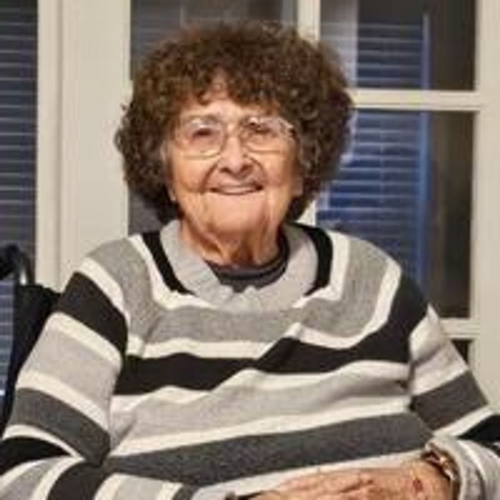 Lois Martha Knoblauch
