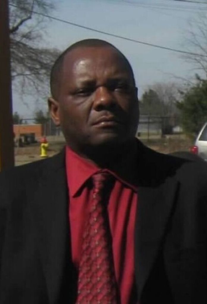 Mr. Willie Junior Critton Profile Photo