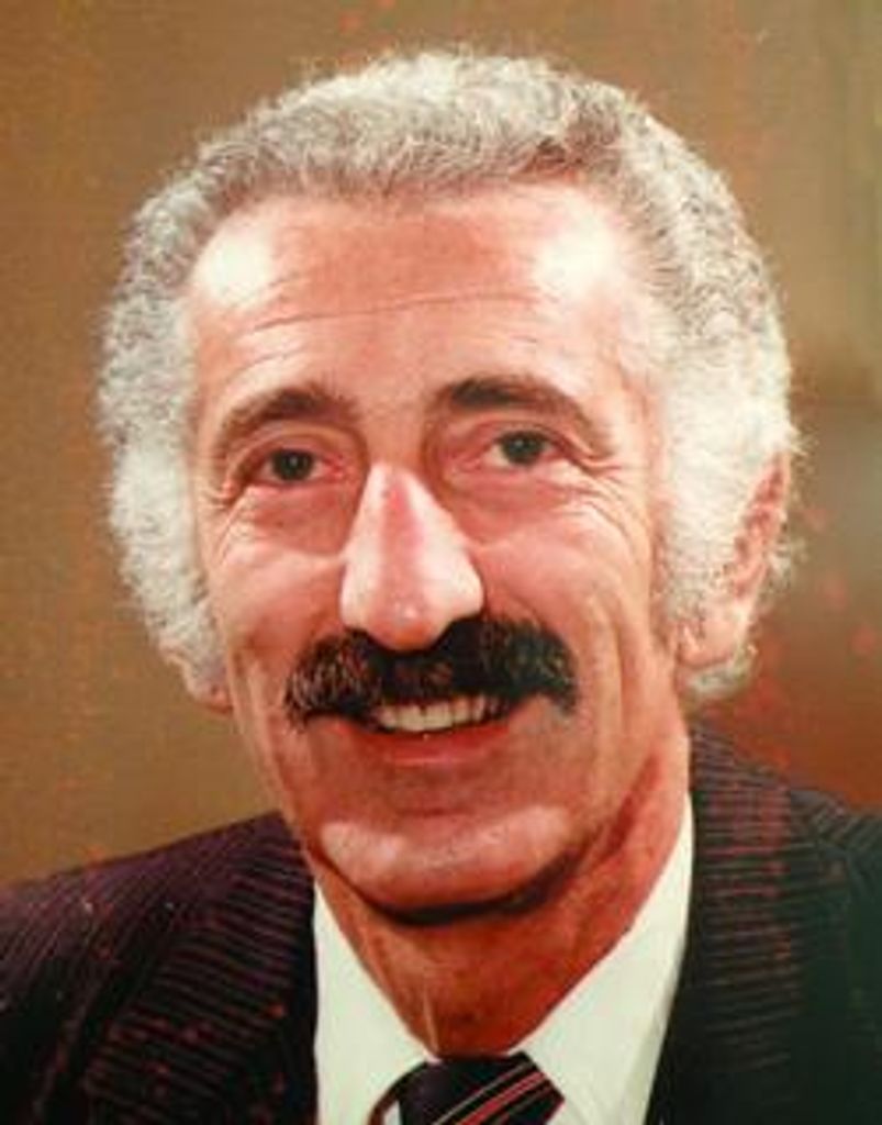 Aram 'Buzz' Vosgerchian