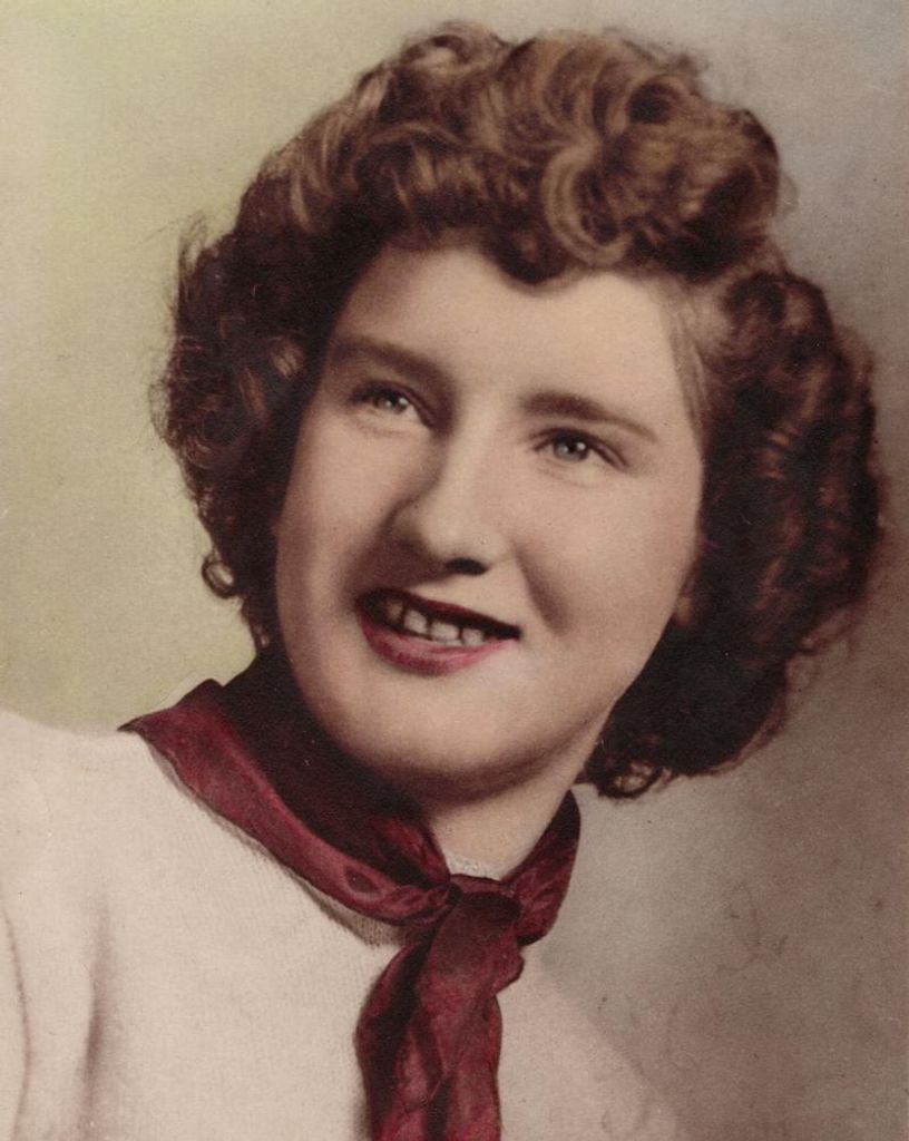 Flossie Hillen Profile Photo