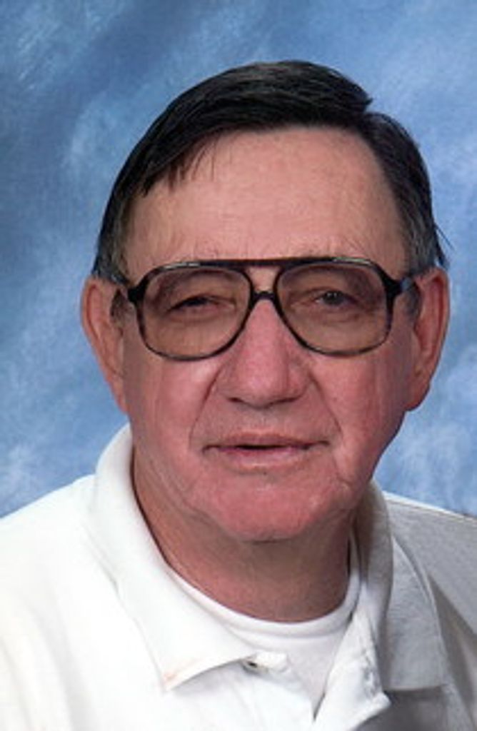 Roger "Pete" Smythe