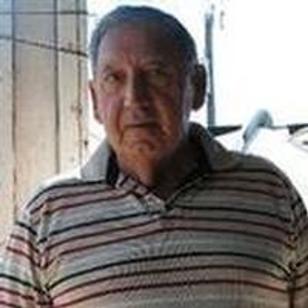 Pedro Flores