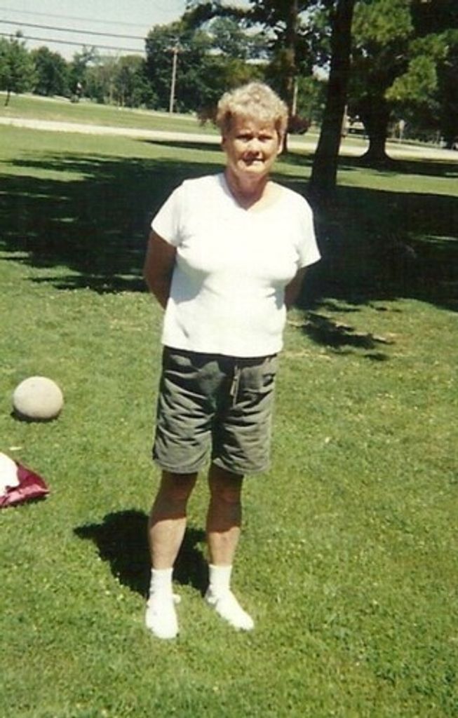 Betty M (Jones) Farny