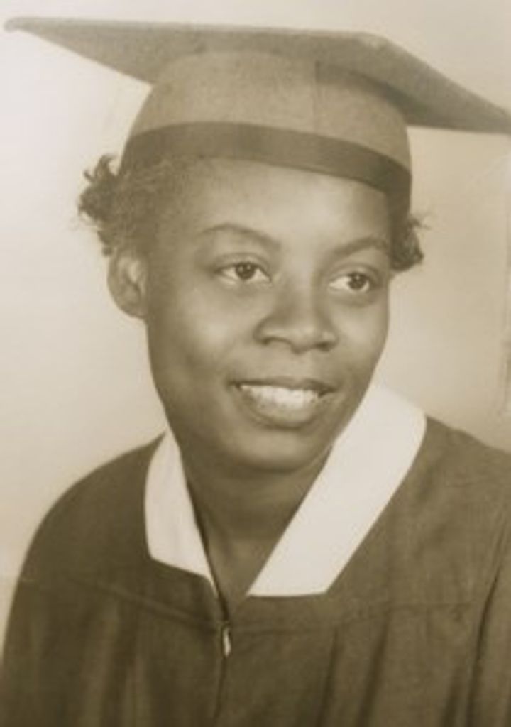 Gloria Elizabeth Carmon