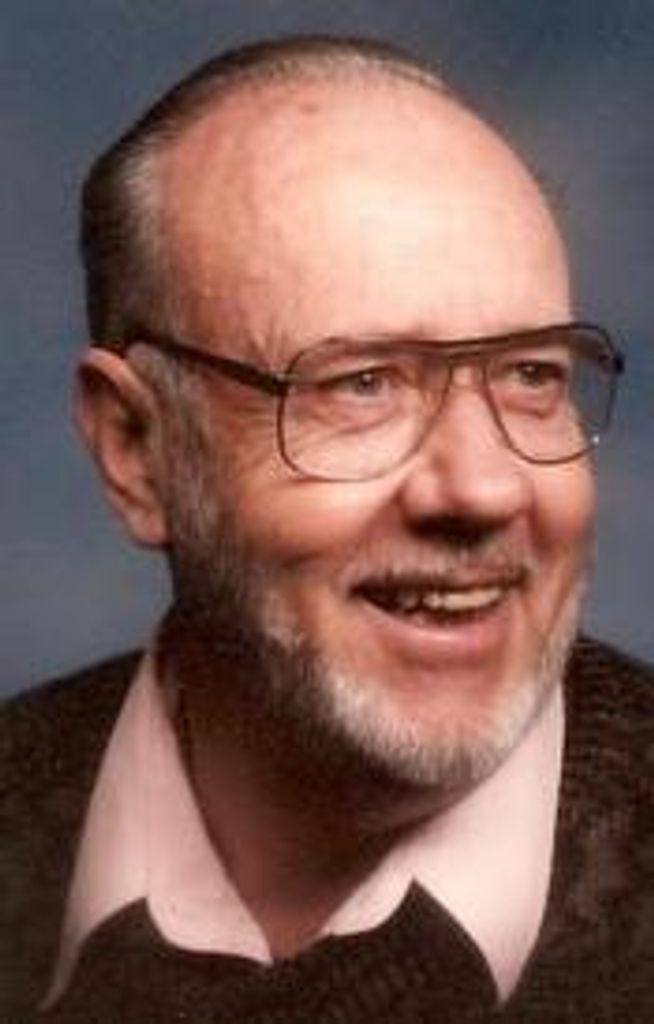 Garnett "Sandy" Houchins