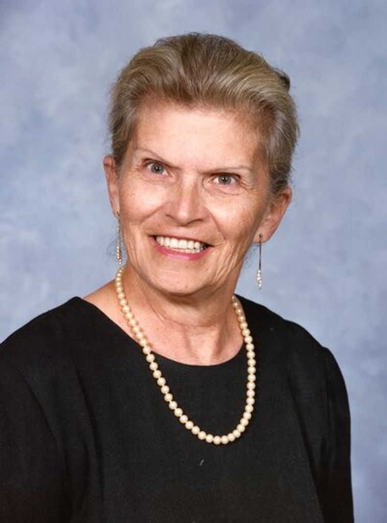 Carolyn Moore Knisley Profile Photo