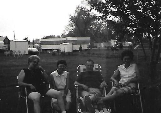 Linda L. Dilling photo gallery thumbnail 6 of 79