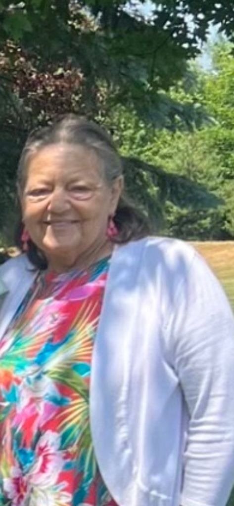 Lynne Gadzinski Profile Photo