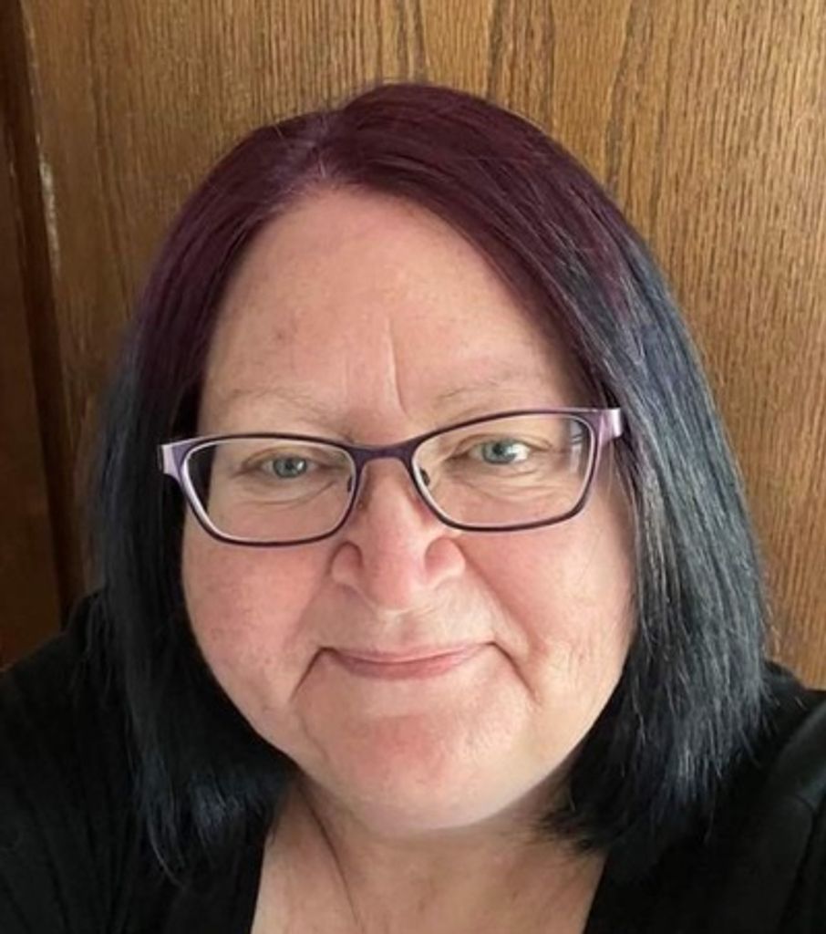 Debra Lynn Stone Profile Photo