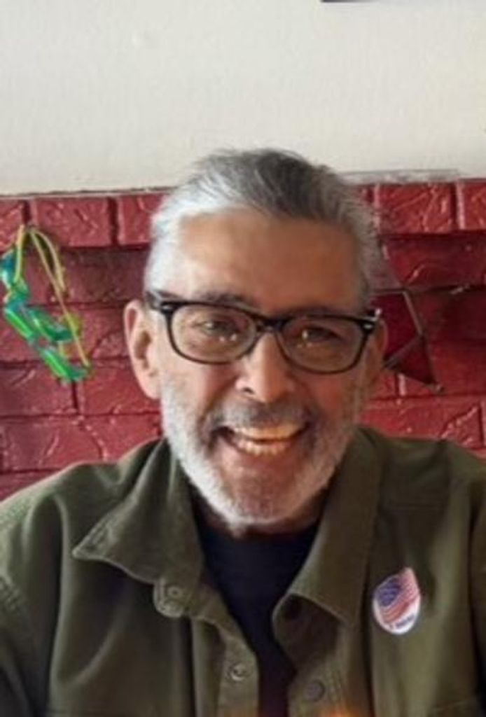 Manuel V. Hernandez Jr. Profile Photo