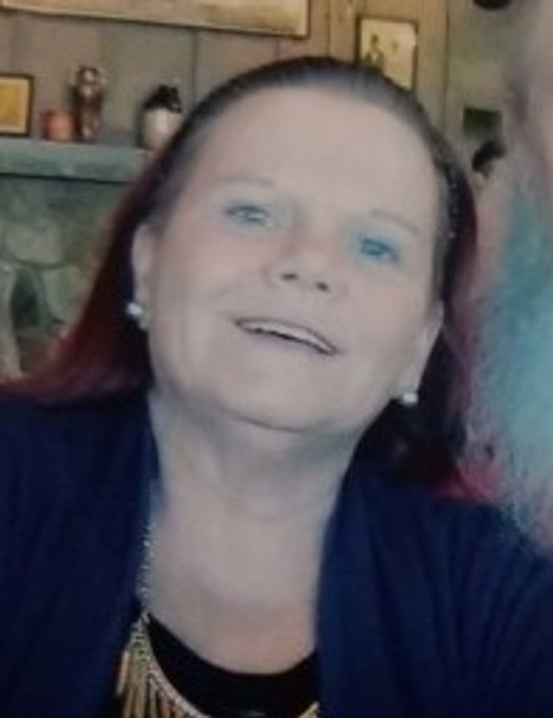 Elaine (Phillips)  Carlisle