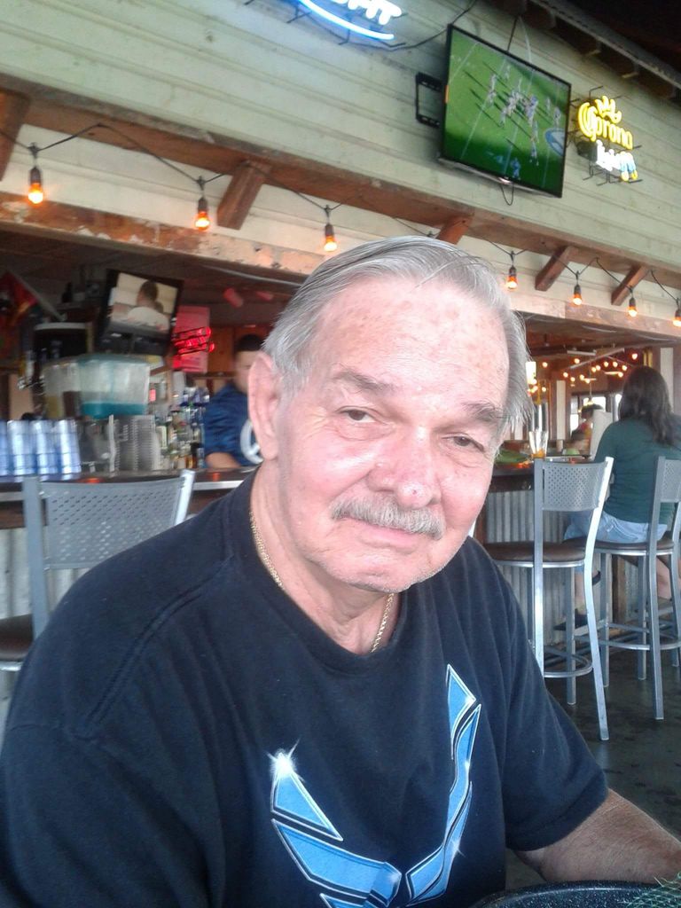 Robert D Angel
