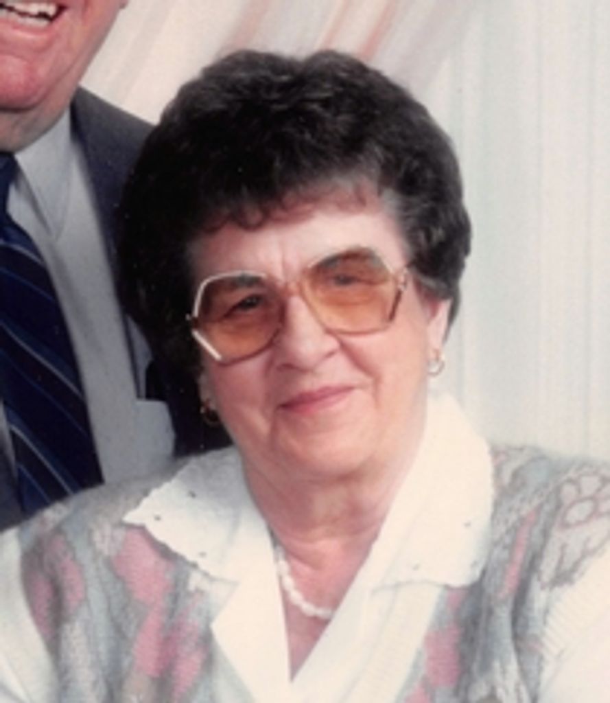 Winona E. (Rowley)  Apt