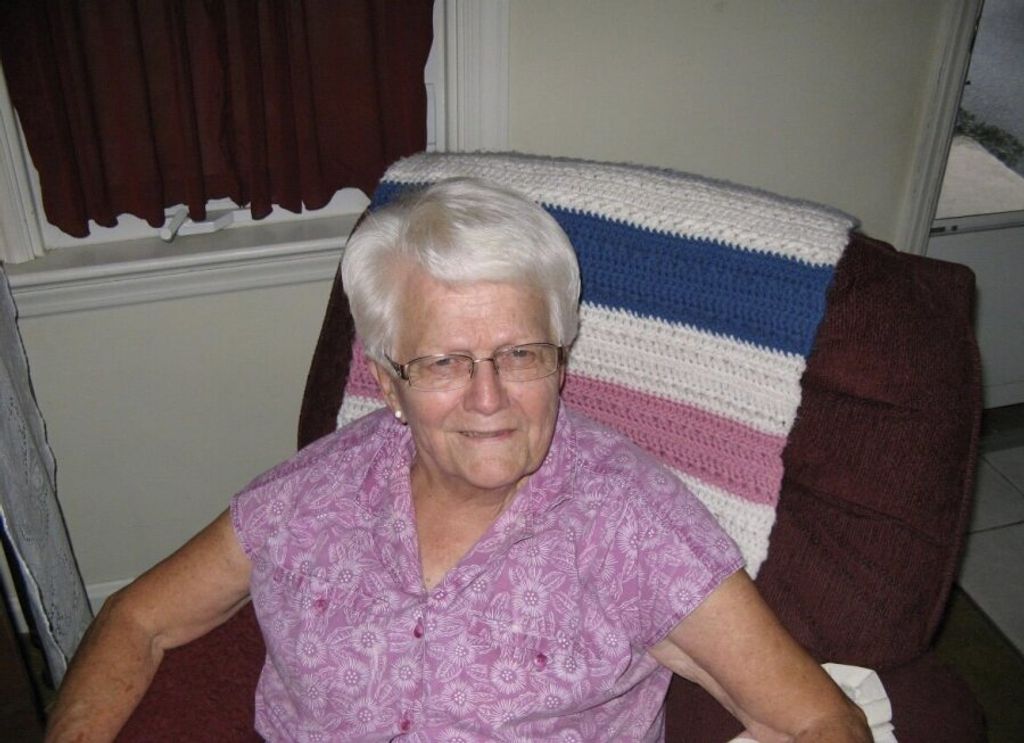 Lois M. (Kern)  Harbold