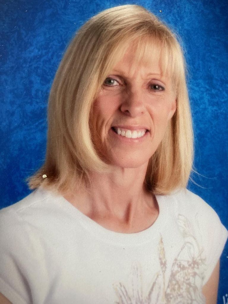 Vicki Warren Profile Photo