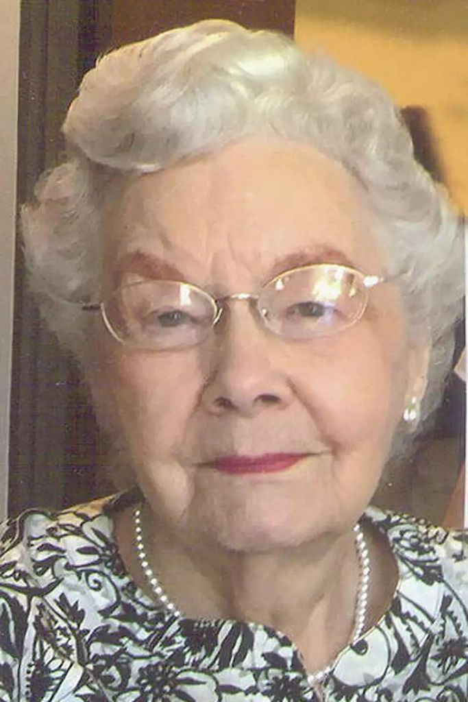 Elizabeth Louise Ford Profile Photo