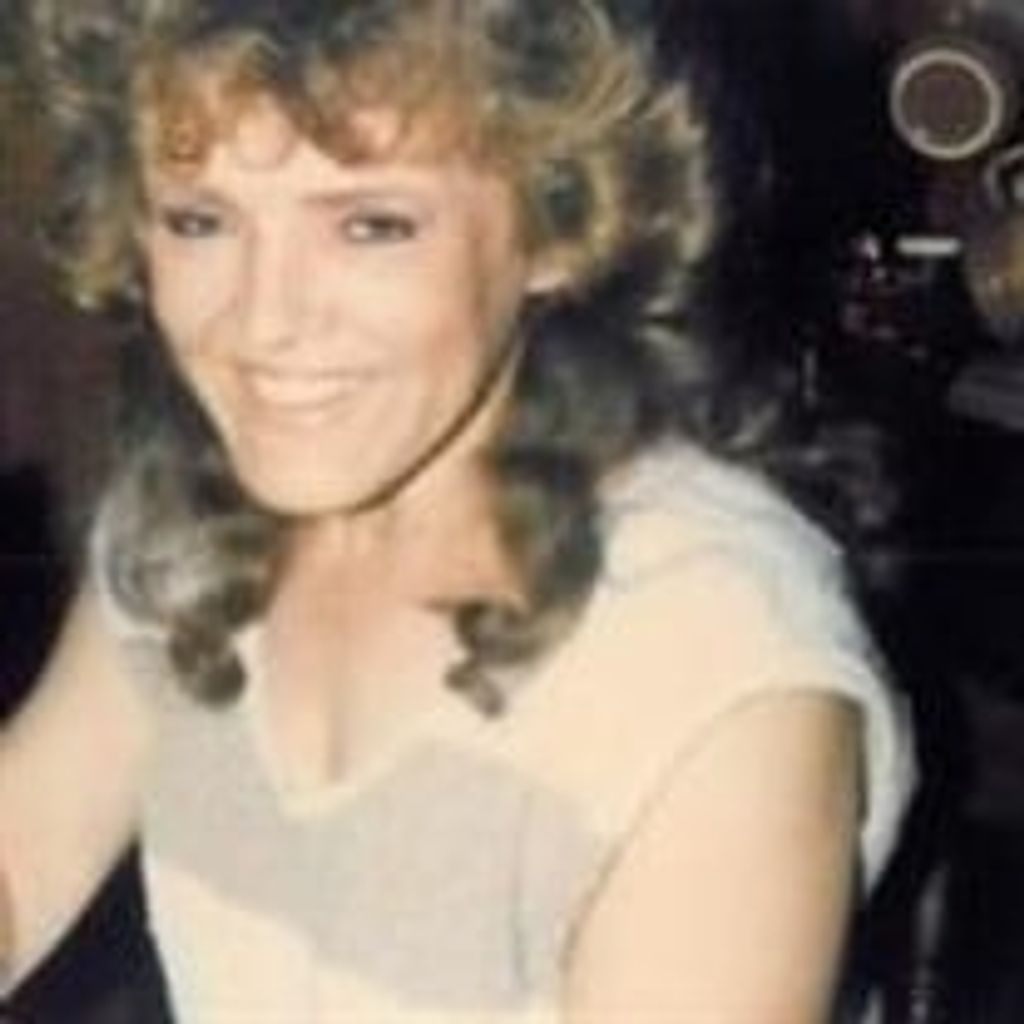 Lynn Smith Carr