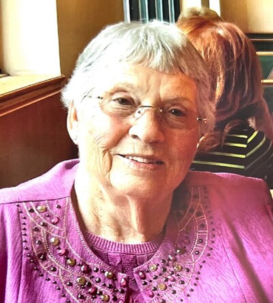 Myrtle J Sihon