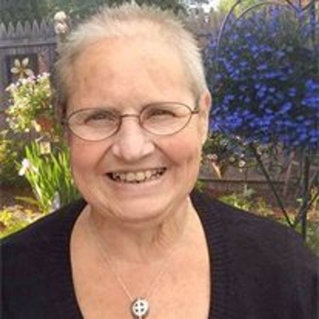 Debra (Lyons) Cattalinic