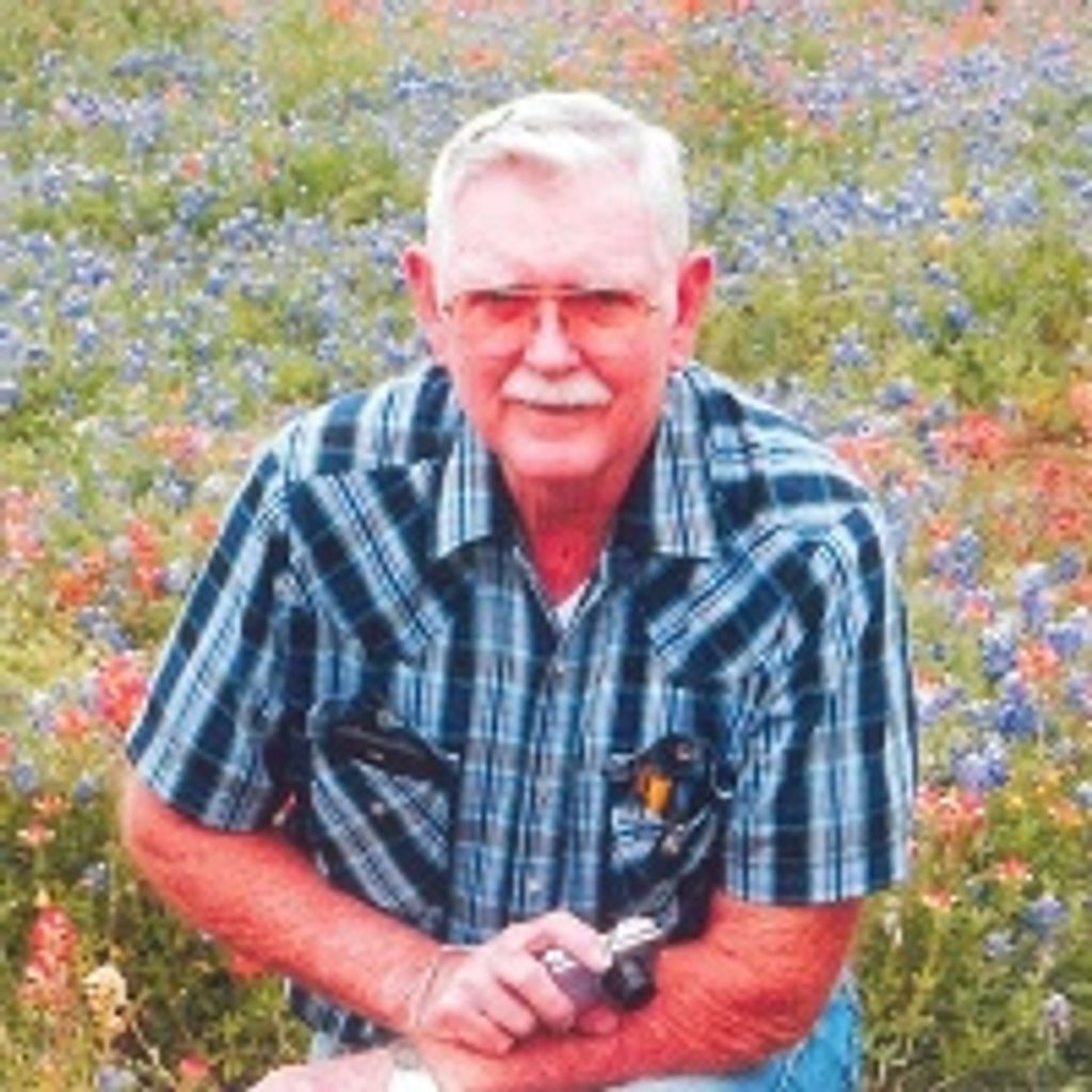 Gayle  Lynn Echols