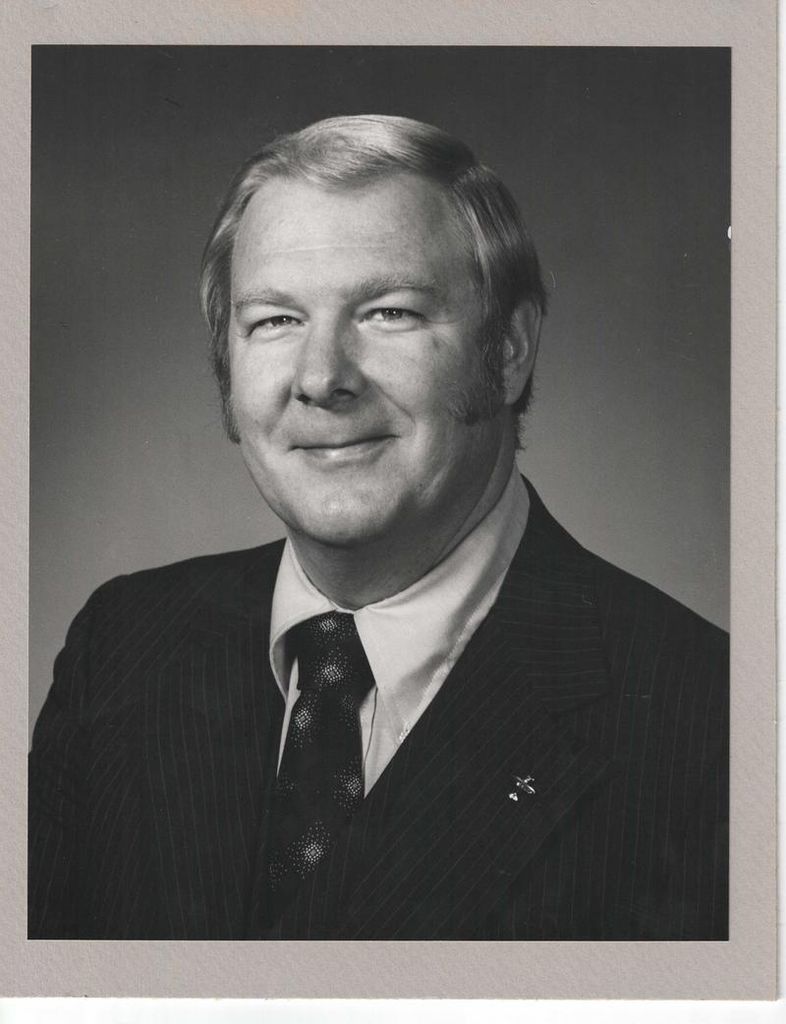 Larry Judd Mckean Profile Photo