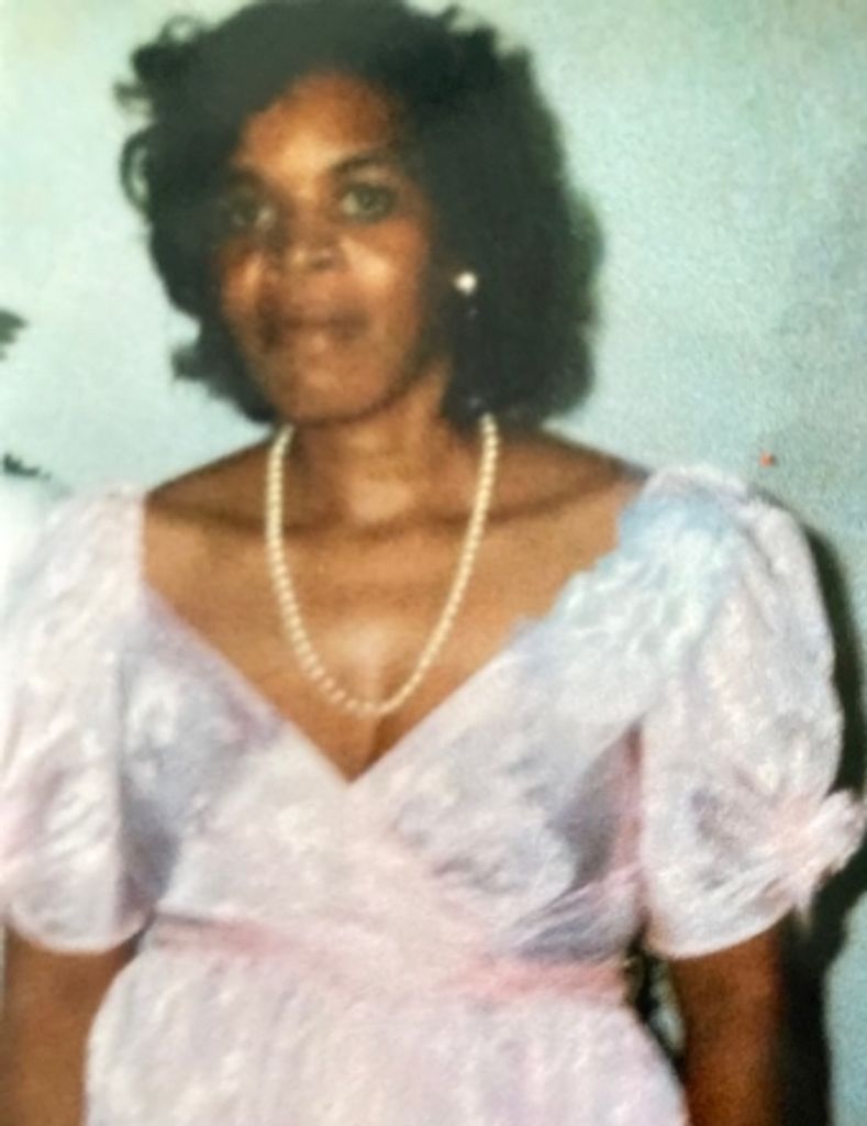 Leonia Watts Profile Photo