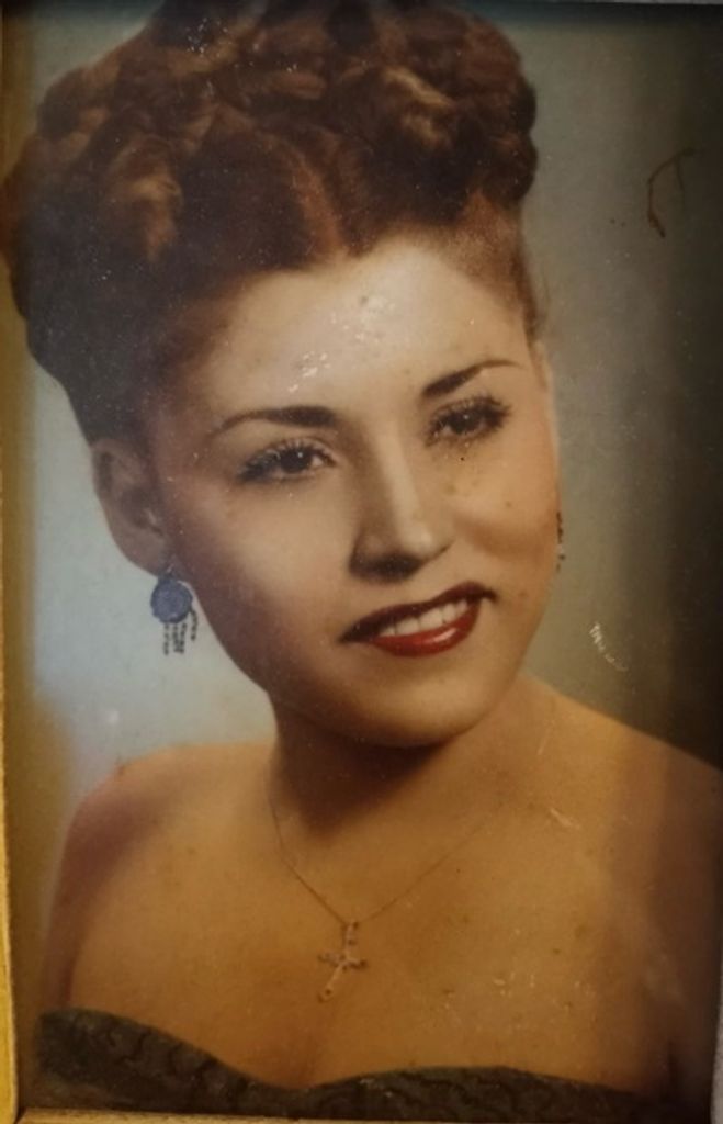 Ofelia Saucedo Becerra