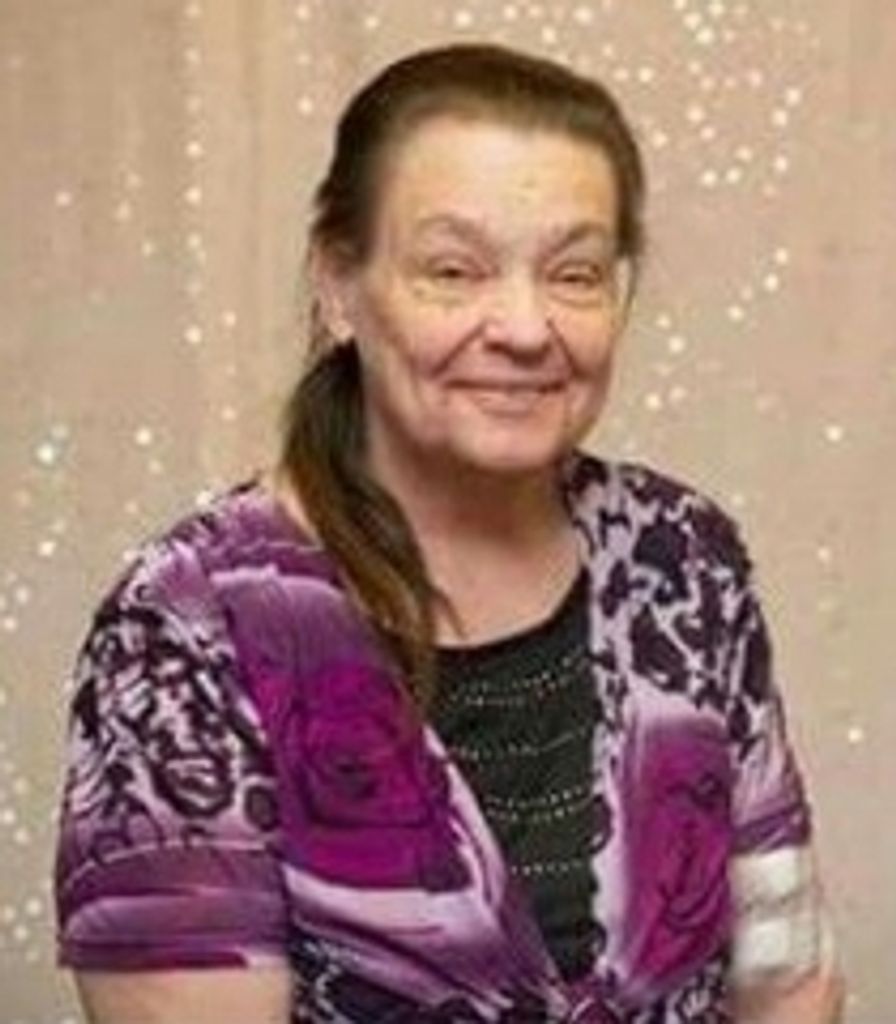 Mae E.  (Thompson)  Gidley