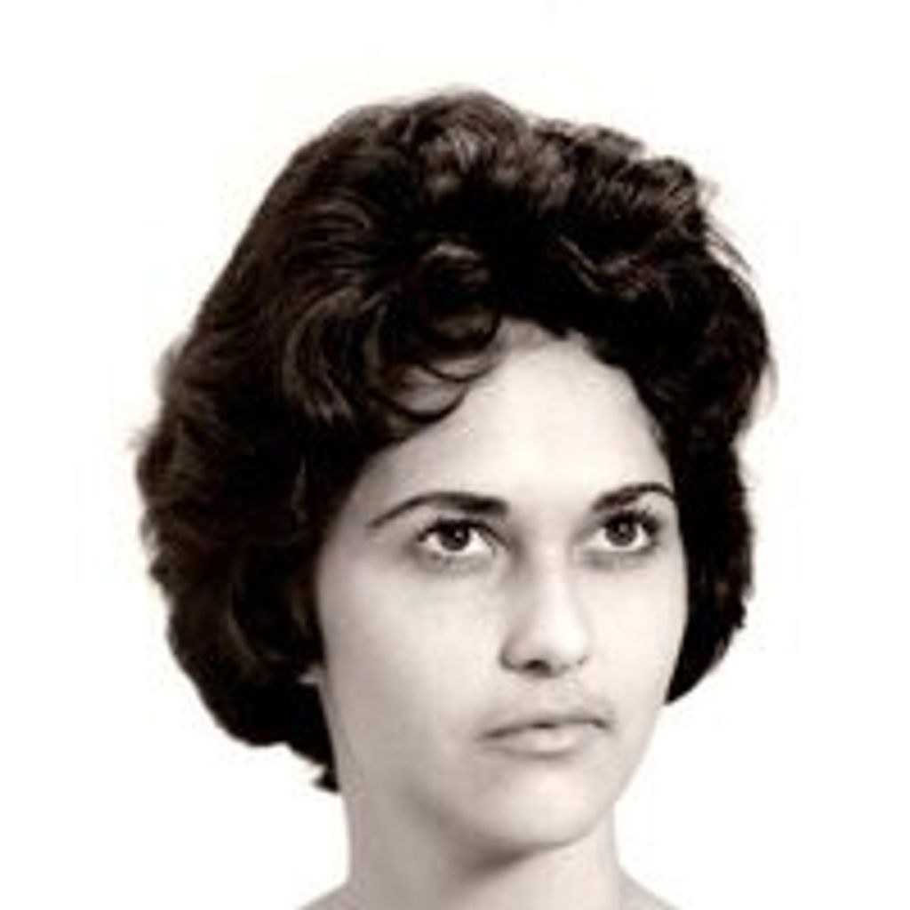 Glenna Jones Comer