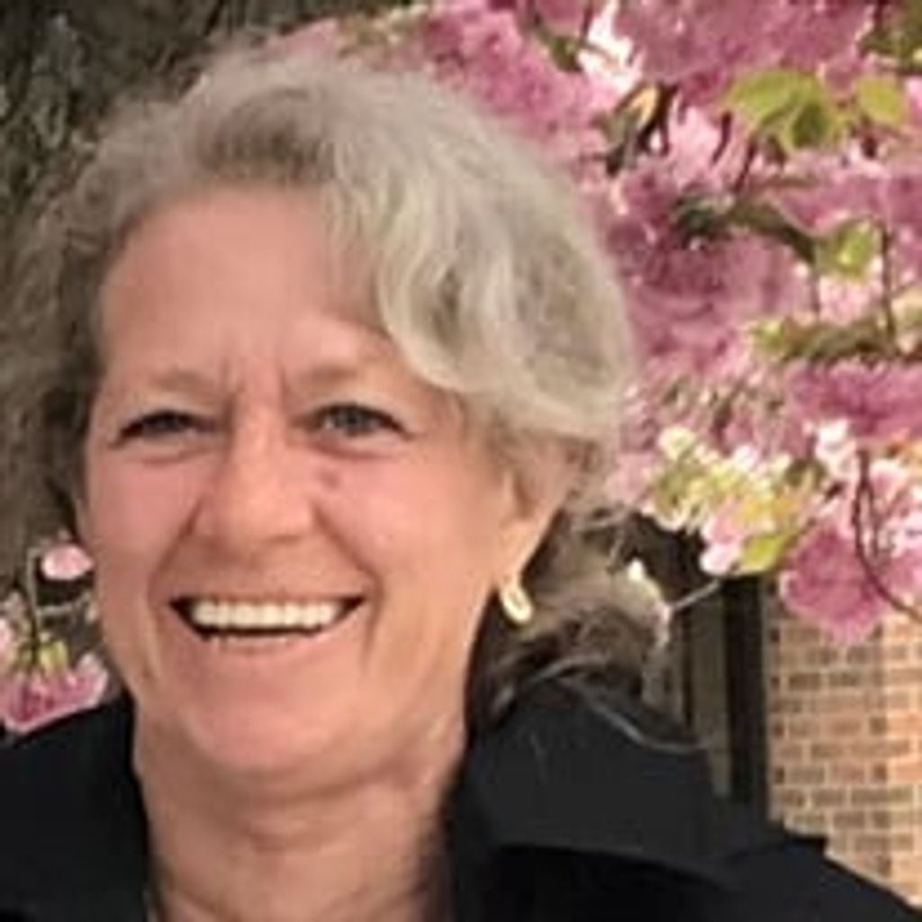 Doreen Cairns-Bucco Profile Photo