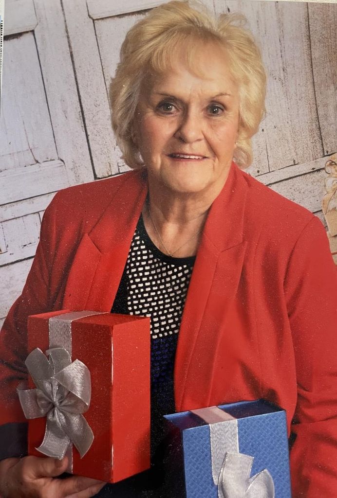 Sandra Stamm Profile Photo