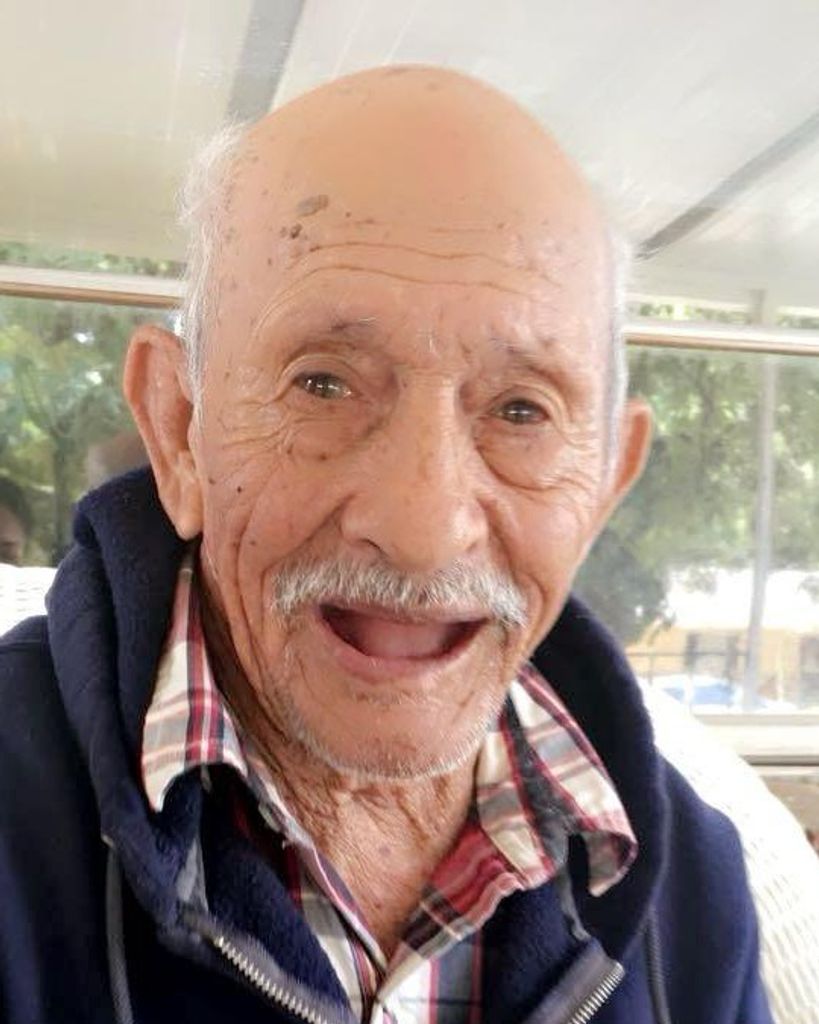 Refugio Guerrero Linares Profile Photo