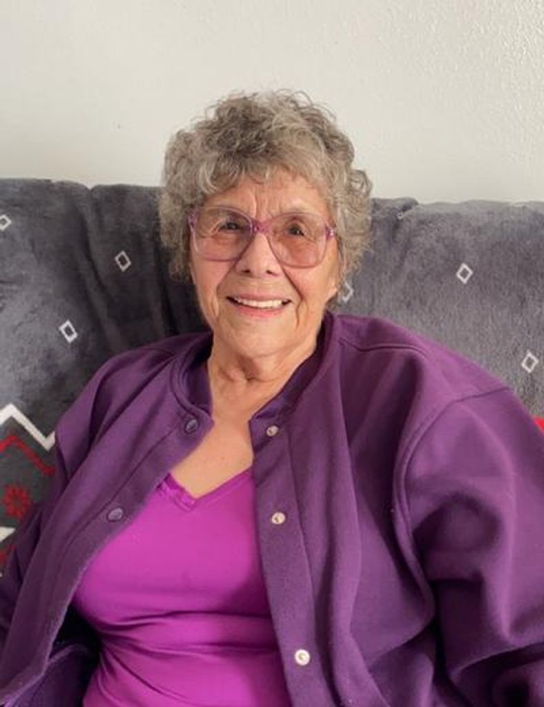 Lorraine Fay Burns Profile Photo