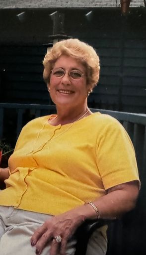 Betty H. Bobo photo gallery thumbnail 2 of 81